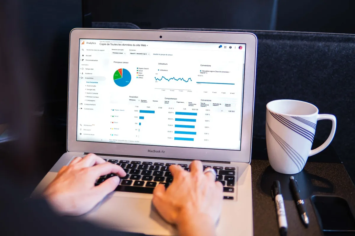 A real estate agent monitoring his website's google ads performance.