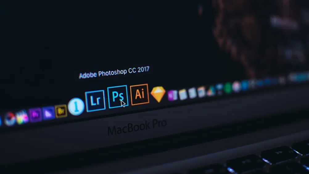 Picture and video editing app on a phone