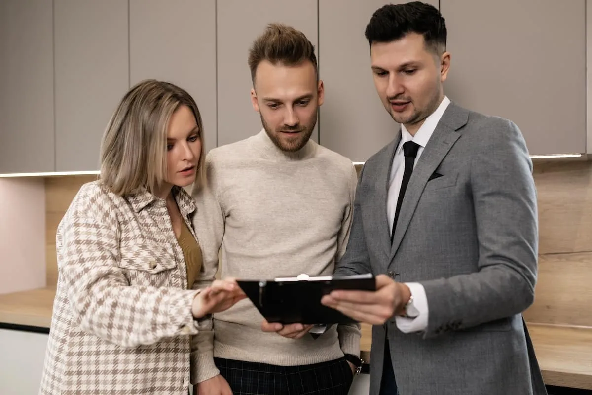 Sharing relevant real estate tips in real estate videos