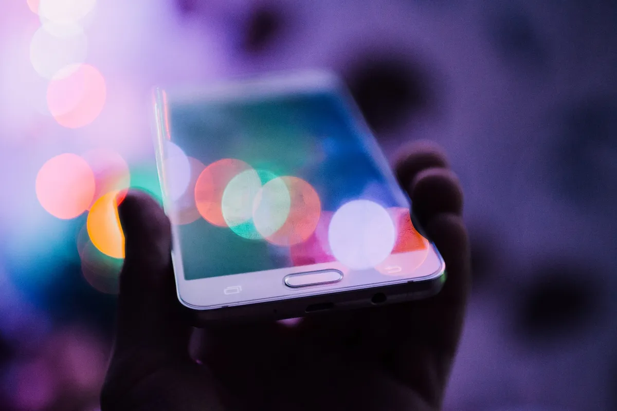 Mobile screen reflecting lights.