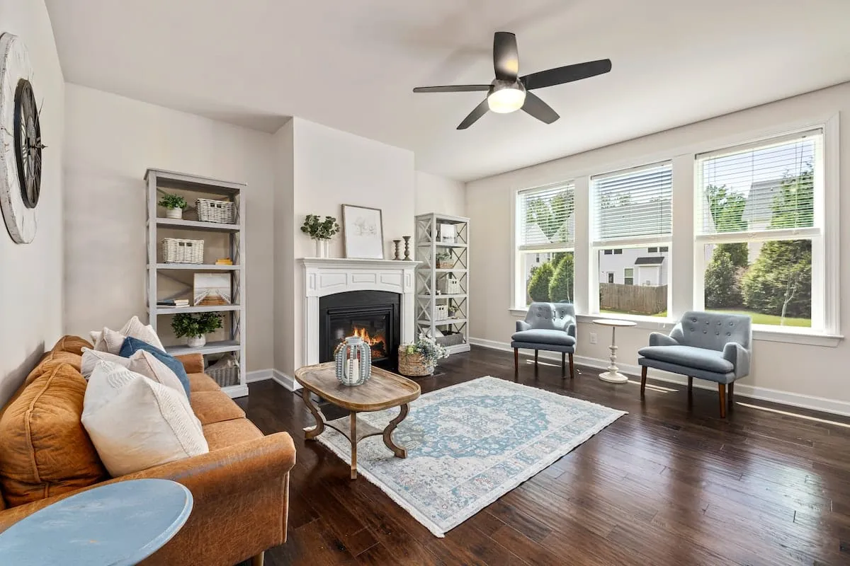 Luxurious living room which would be advertised on mobile websites.