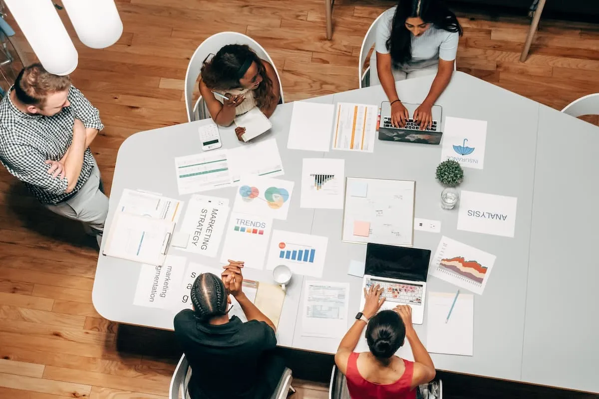 Hire a Fractional CMO services, marketing strategy, marketing leader, existing marketing team, marketing department
